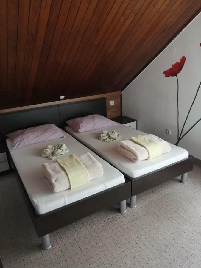 Rooms Du-Na Загреб Номер фото